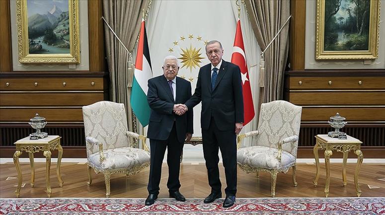 President Abbas holds bilateral discussions with his Turkish counterpart in Ankara