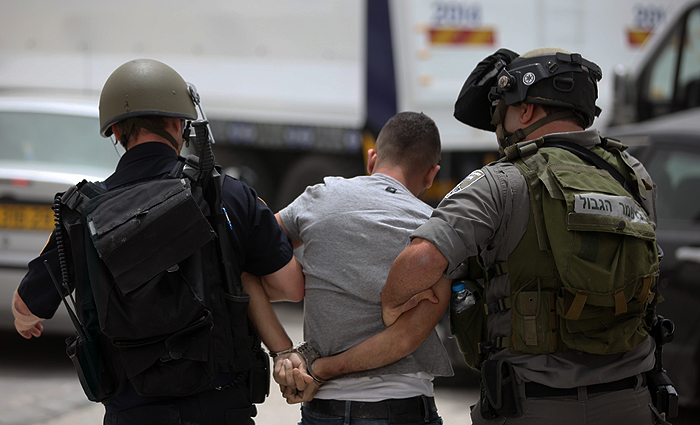 Israeli forces detain eight Palestinians from West Bank