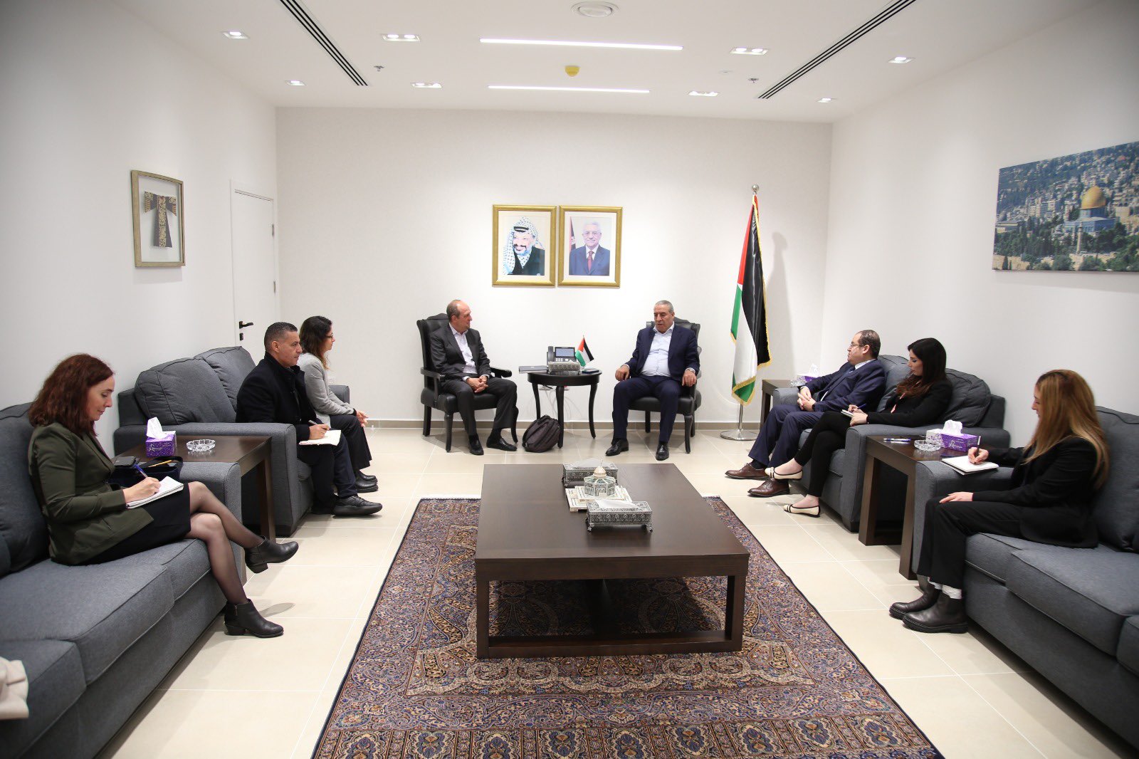 PLO official discusses  latest political and field developments with US Special Representative for Palestinian Affairs