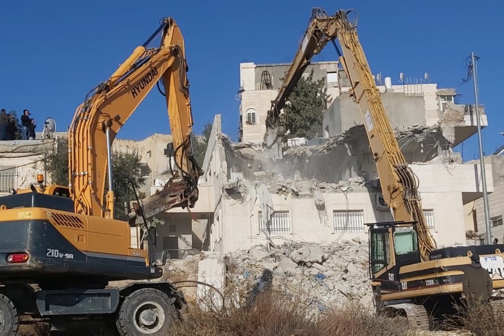 Israeli forces demolish house, several structures east of Jerusalem  
