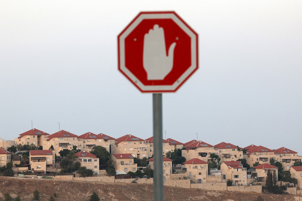 Occupation authorities approve construction of 3,500 new units in West Bank