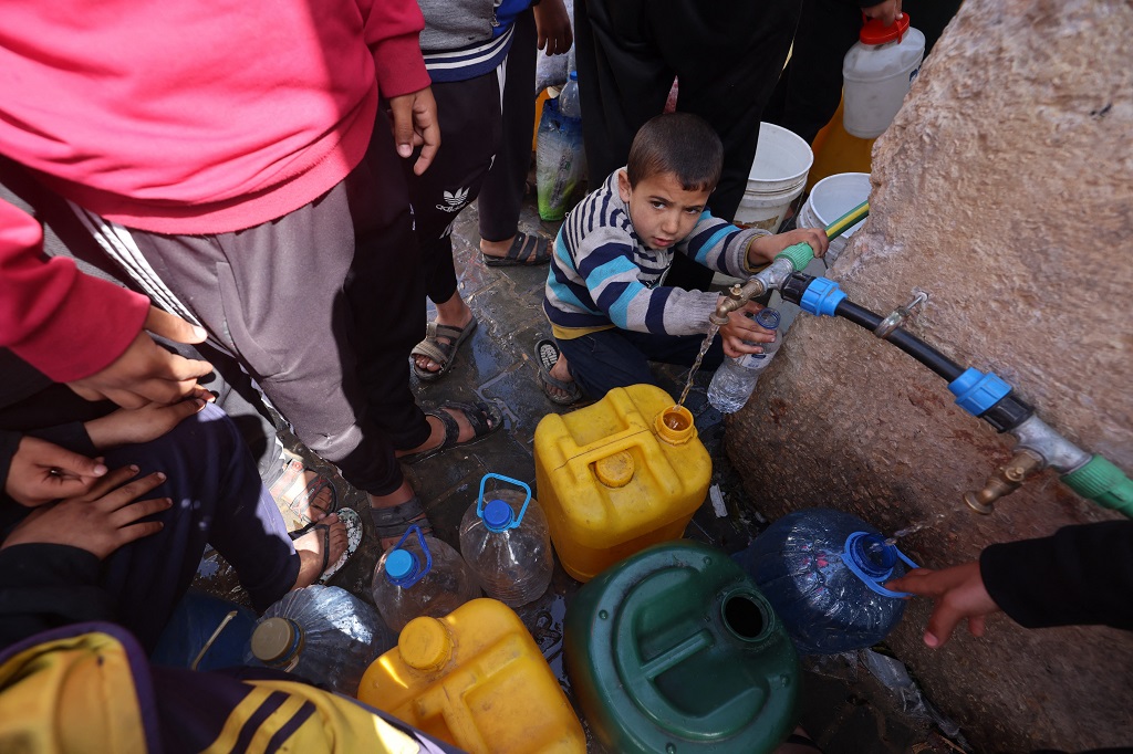 Human Rights Watch says Israel’s intentional deprivation of Gaza from water is 'act of genocide'