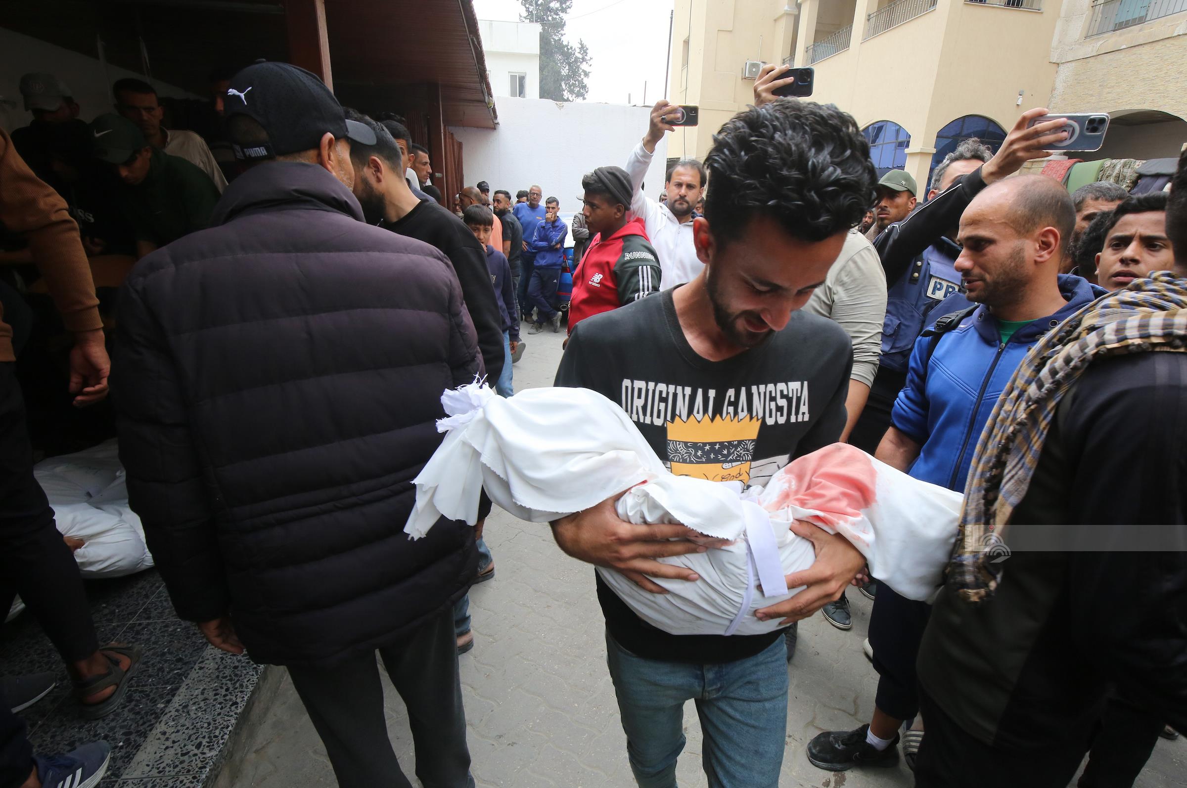 Three Palestinians killed, others injured in Israeli airstrike on Khan Younis