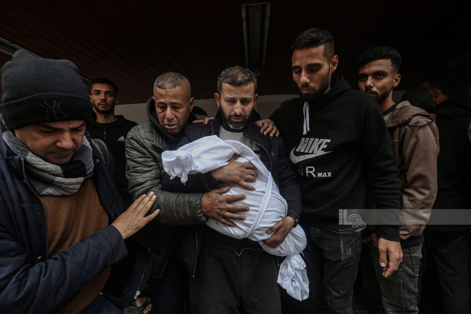 20 Palestinians killed and dozens injured in Israeli airstrikes on Rafah and Khan Younis  