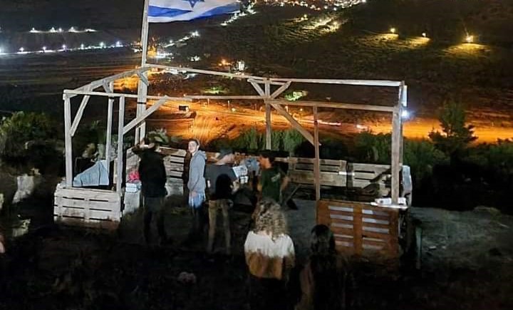 Colonial settlement outpost in north of West Bank dismantled by army rebuilt by settlers