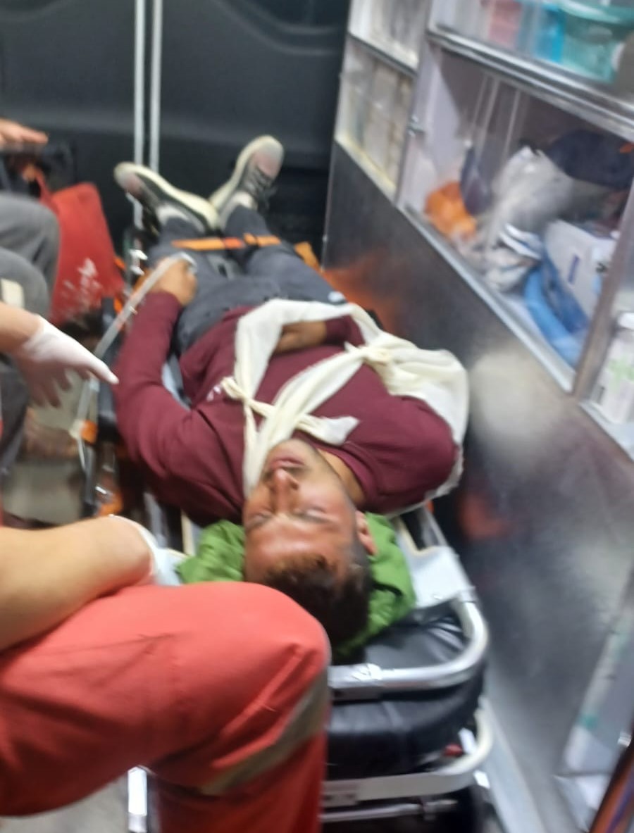 Armed Israeli colonists attack Palestinian family in Hebron’s Masafer Yatta