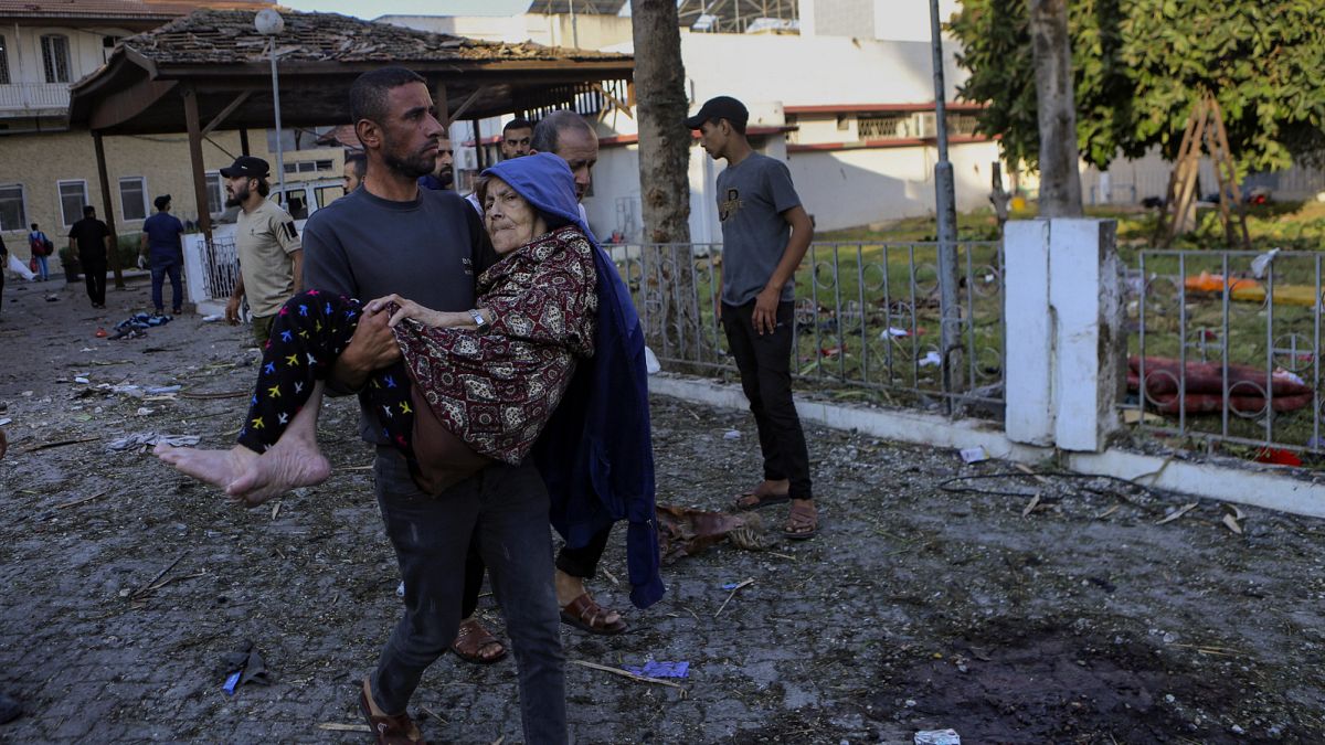 Israeli airstrike kills 10 Palestinians in Khan Younis