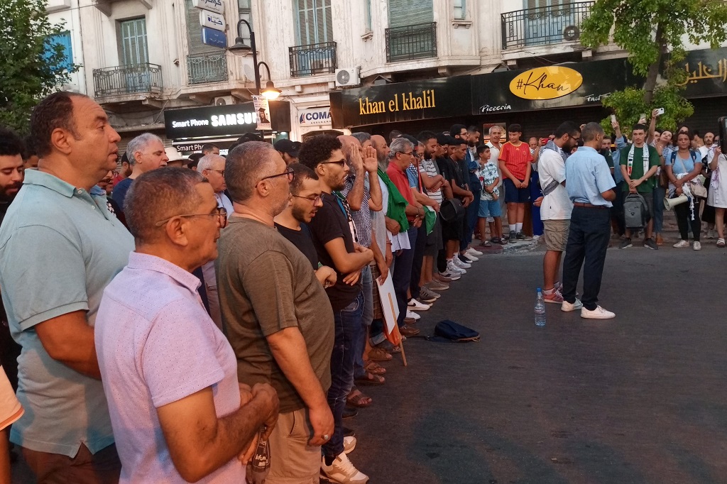 Mass march in Tunisia in condemnation of Israeli occupation's crimes against Palestinians 
