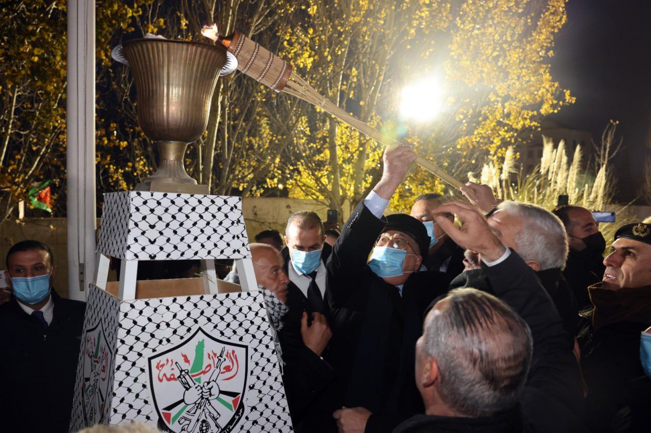 President Abbas lights torch marking Fatah’s 58th anniversary