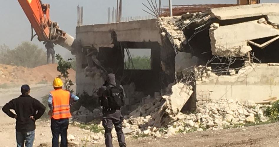 Israel demolishes a Palestinian-owned house in Lod