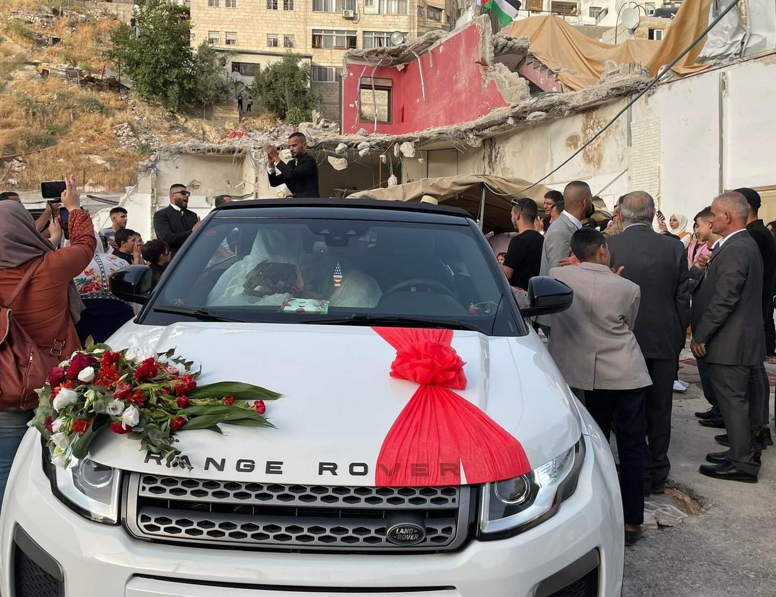 Palestinian family in Silwan celebrate daughter’s wedding on rubble of their home