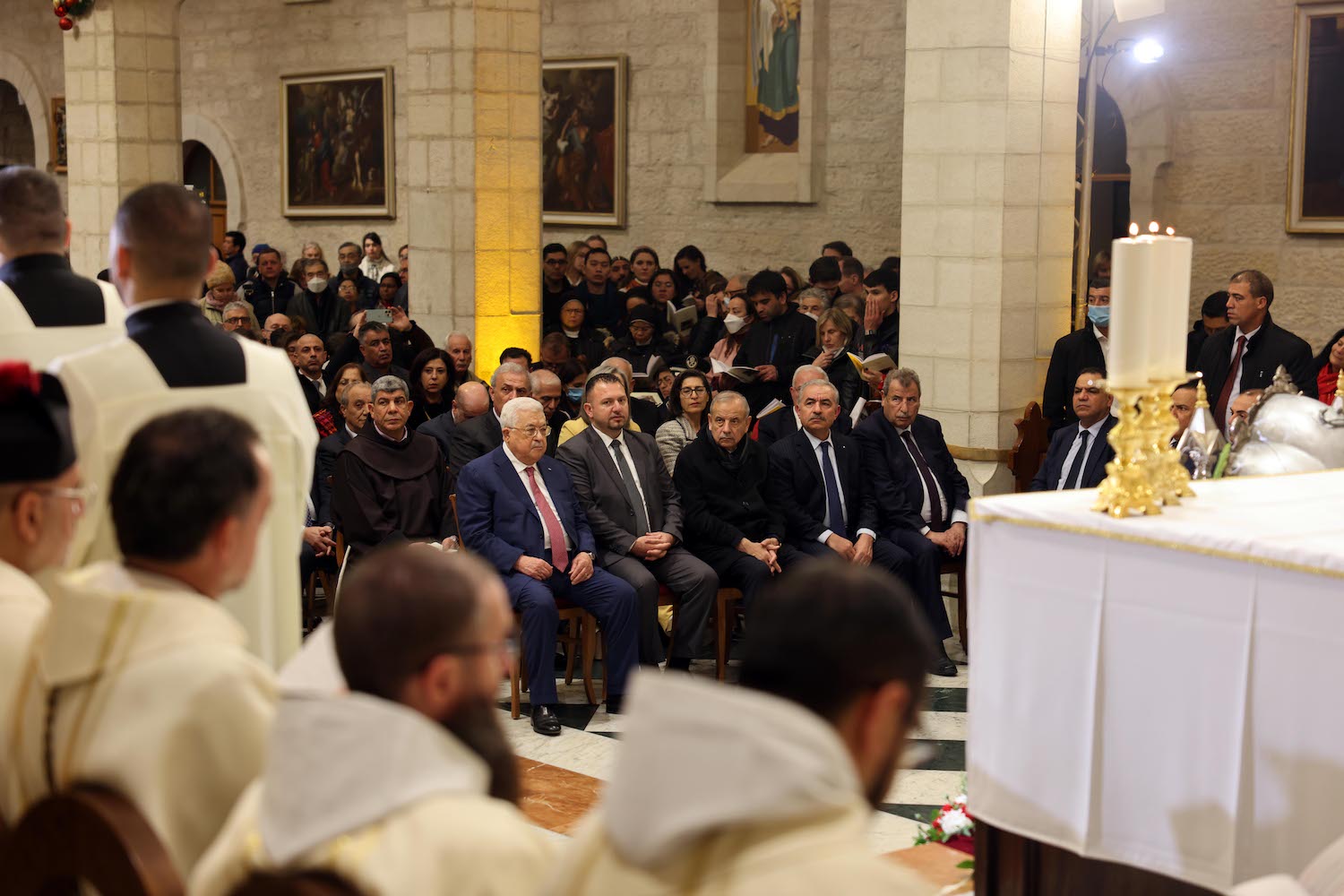 President Abbas attends Christmas Midnight Mass in Bethlehem