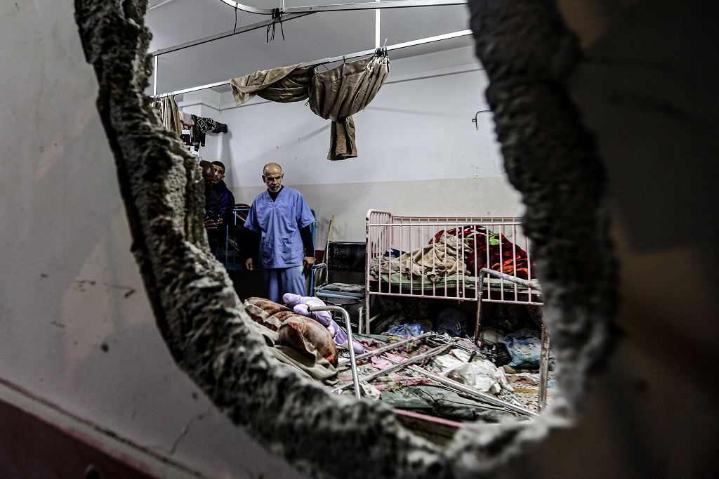 Power outage claims lives of four patients at Nasser Hospital amid Israeli siege