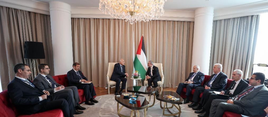 Shtayyeh discusses international efforts to stop Israeli aggression against Palestinians 