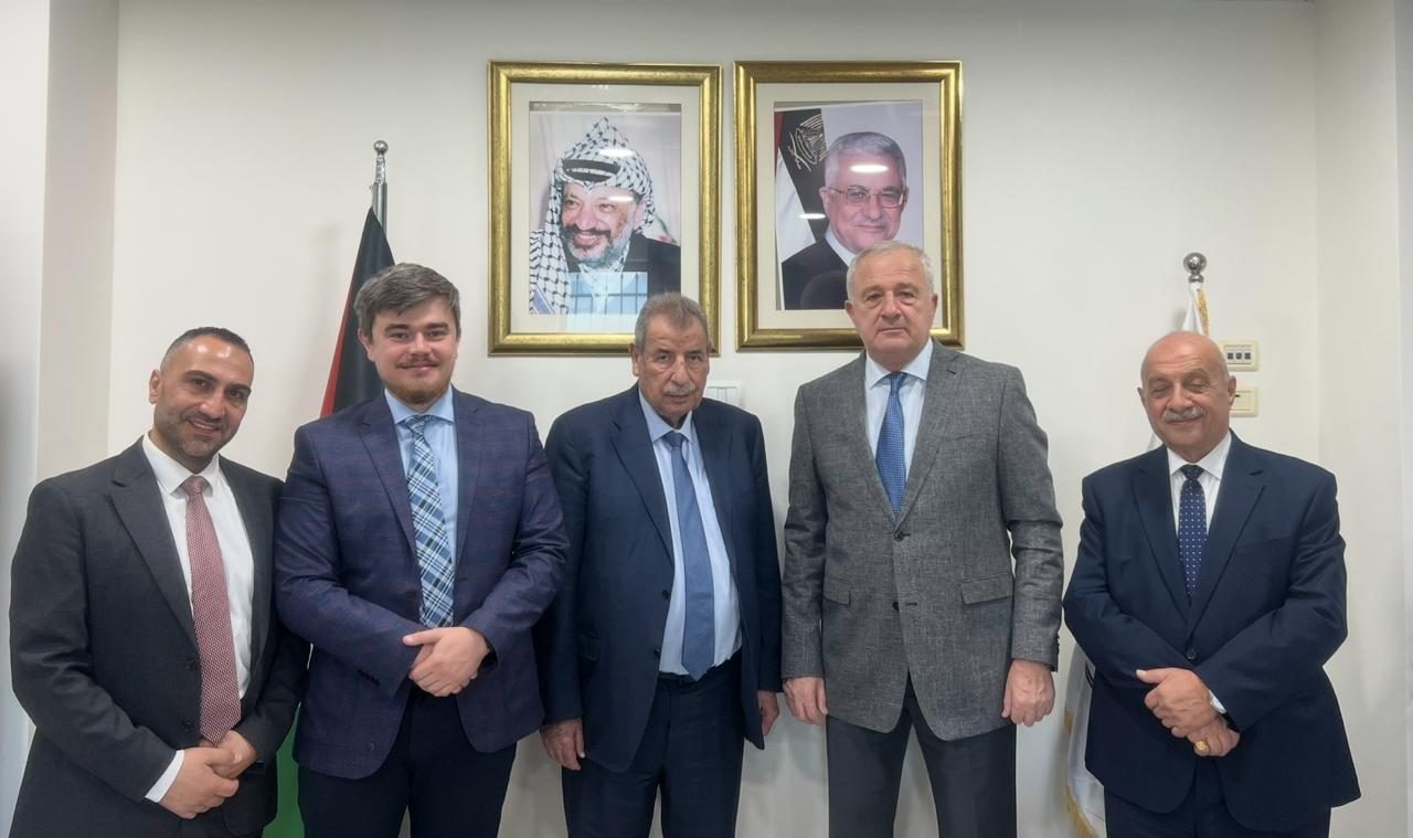 Khouri meets with Russian ambassador to Palestine to reaffirm support for rights of Palestinian people