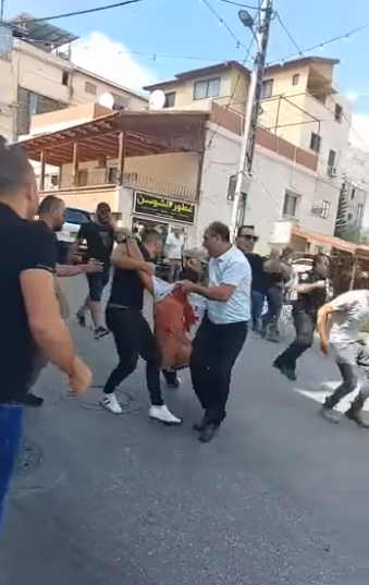 Palestinian youth seriously wounded by Israeli police in Deir al-Asad