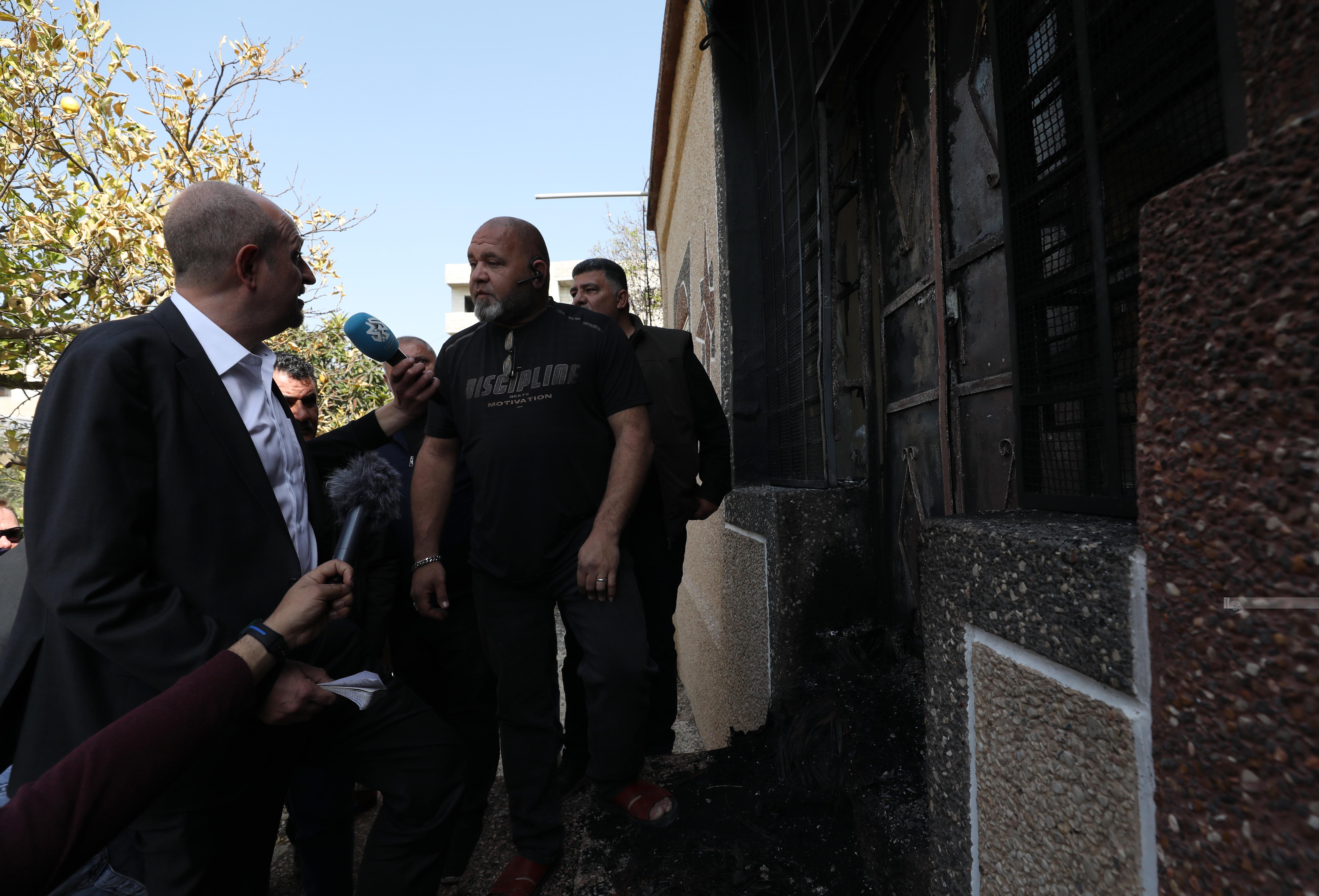 After visiting Hawara, US Special Representative condemns the widescale indiscriminate settler violence