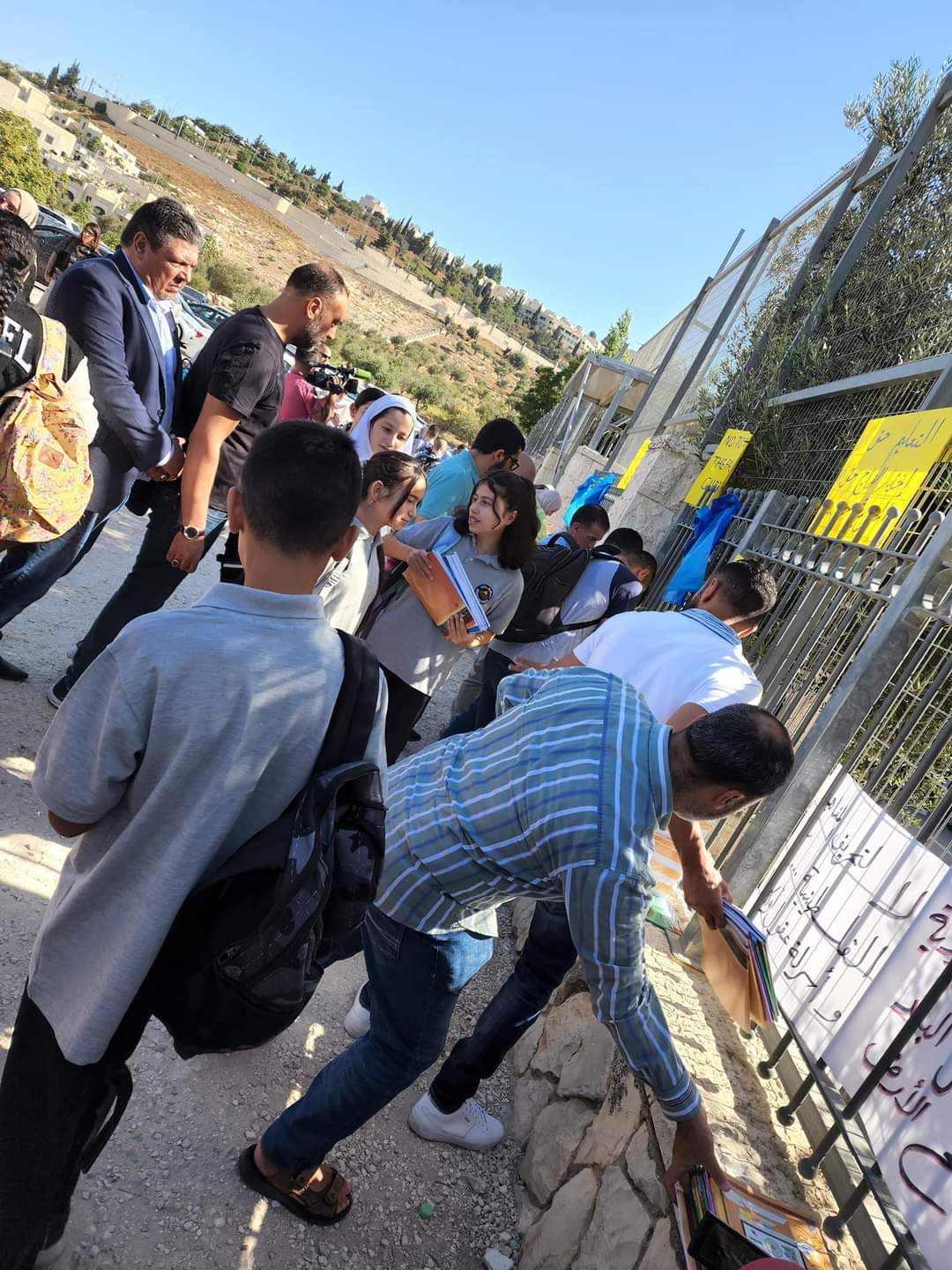 Parents, students of East Jerusalem schools protest steps to cancel the Palestinian curriculum, impose Israeli