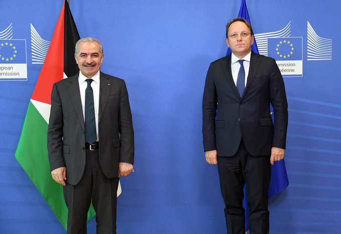 Prime Minister meets with European Commissioner for Neighborhood 
Policy and Enlargement
