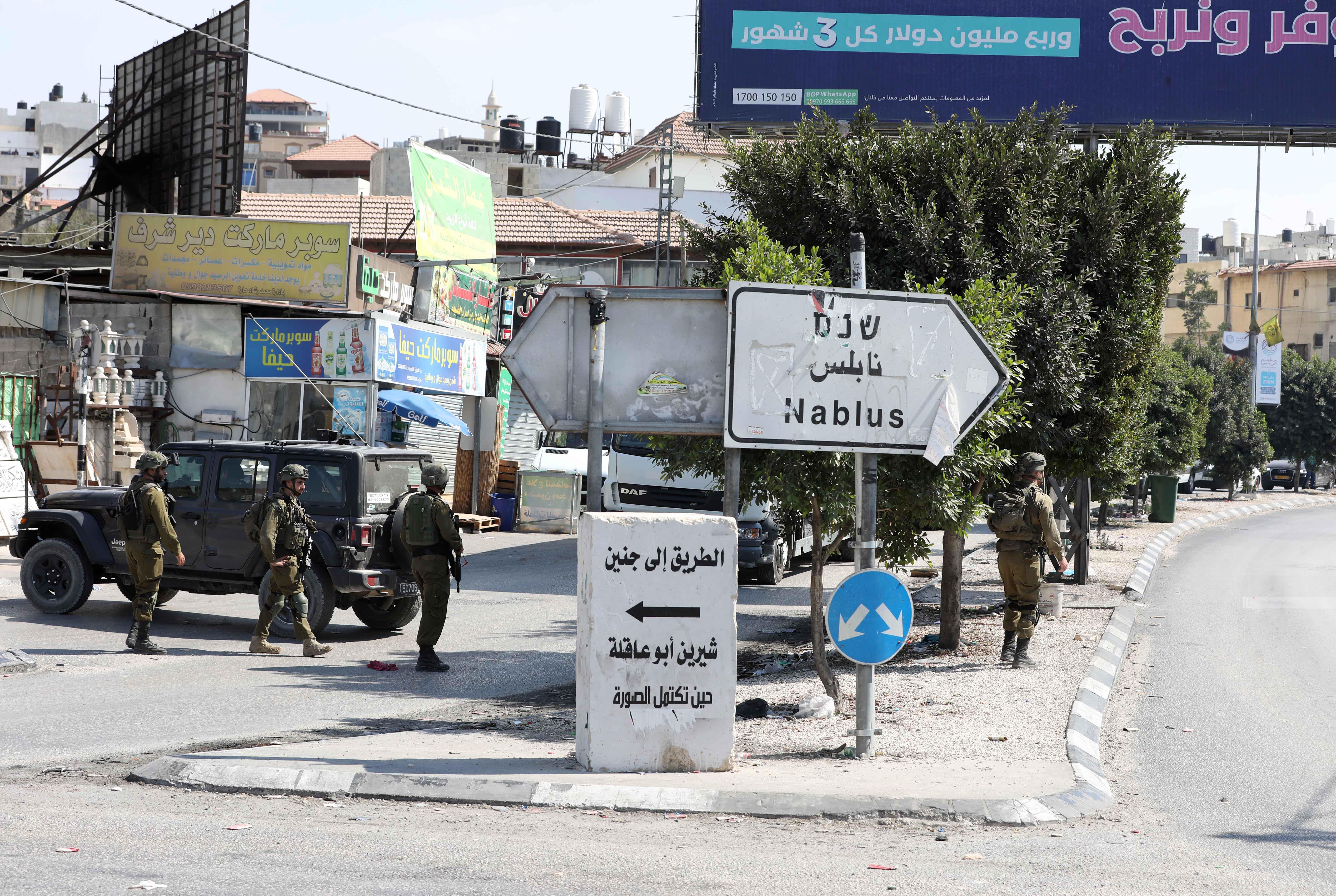 Israeli forces seal off entrances to Nablus, intensify military measures