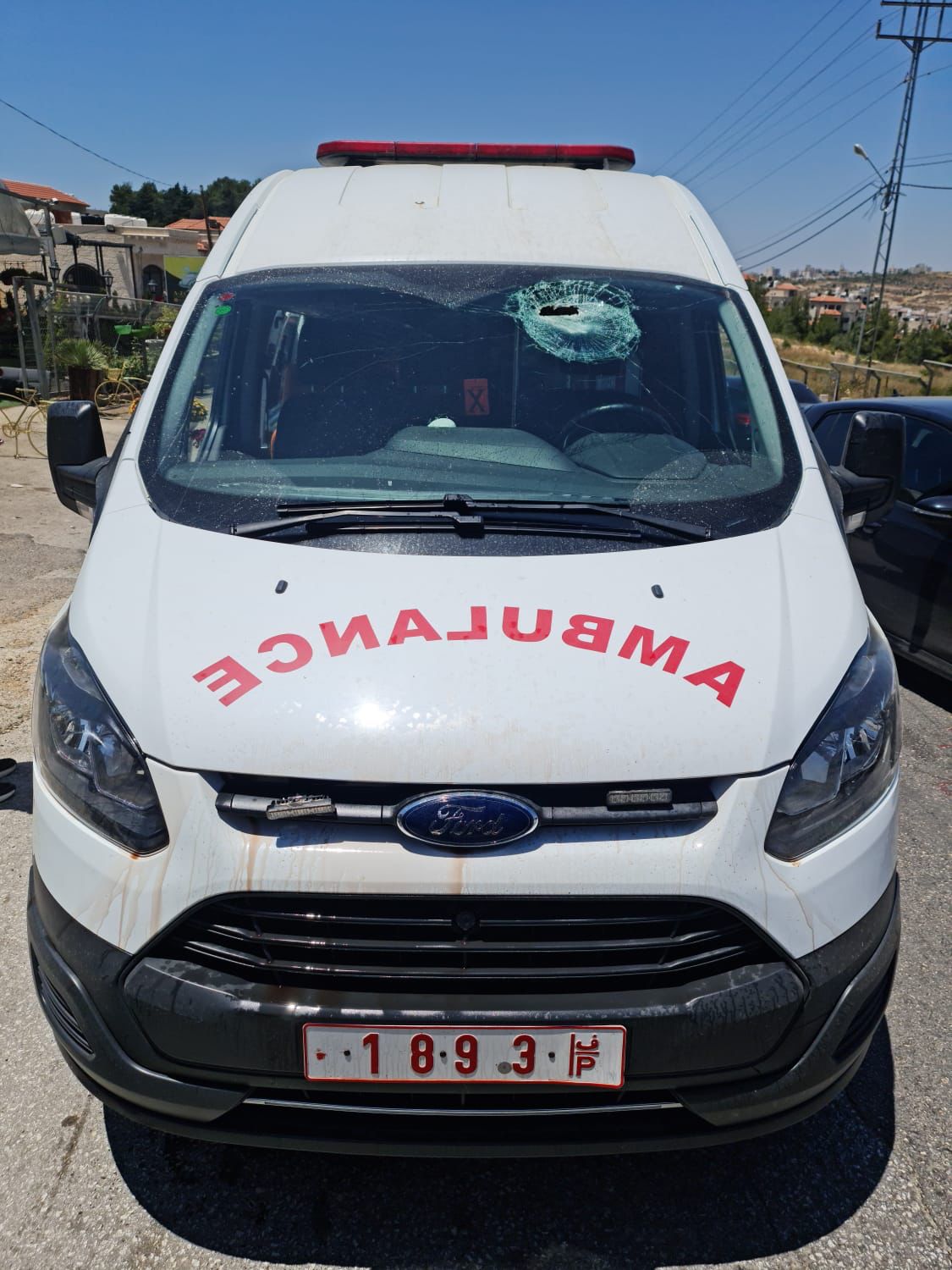 Health Minister condemns settlers' attack on an ambulance carrying a patient near Ramallah