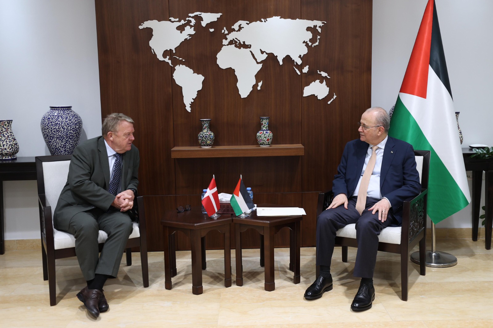 Prime Minister Mustafa discusses with Denmark’s Foreign Minister efforts to end genocidal war against Palestinian people and enhance relief
