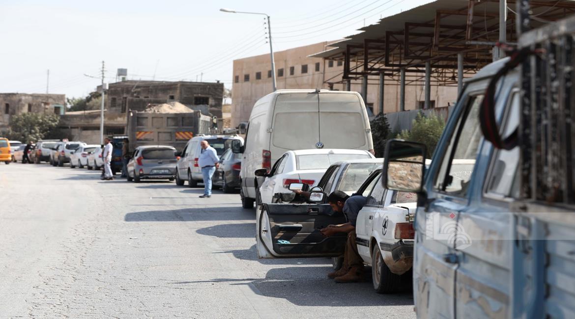Diplomatic delegation visits besieged West Bank city