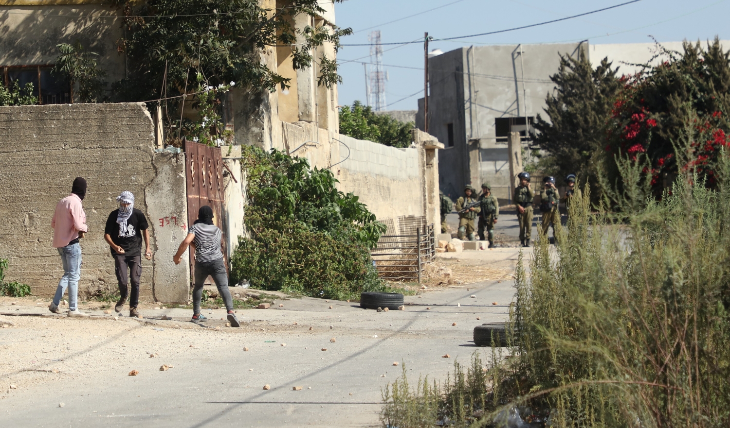 Four injured, one seriously, as occupation forces attack weekly Kafr Qaddum protest