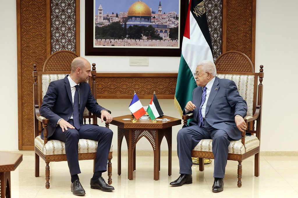 President Abbas renews call for immediate Gaza ceasefire, entry of humanitarian aid