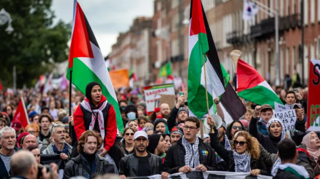 Thousands march in Dublin in support of Palestine amid Israeli aggression on Gaza
