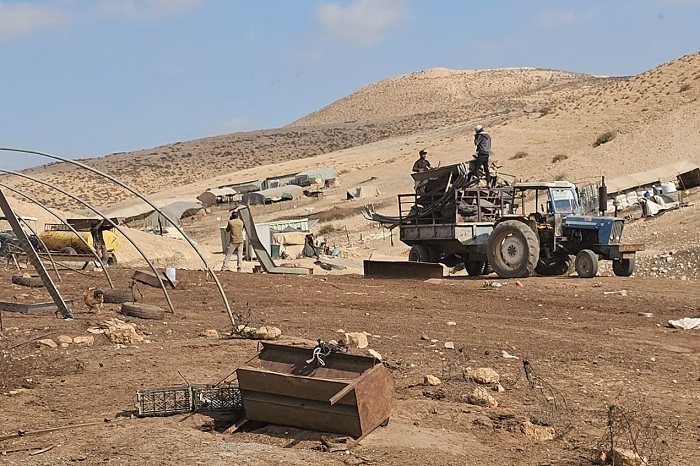 Last Palestinian families in northern Jordan Valley community forced to leave their homes due to escalated colonists attacks 
