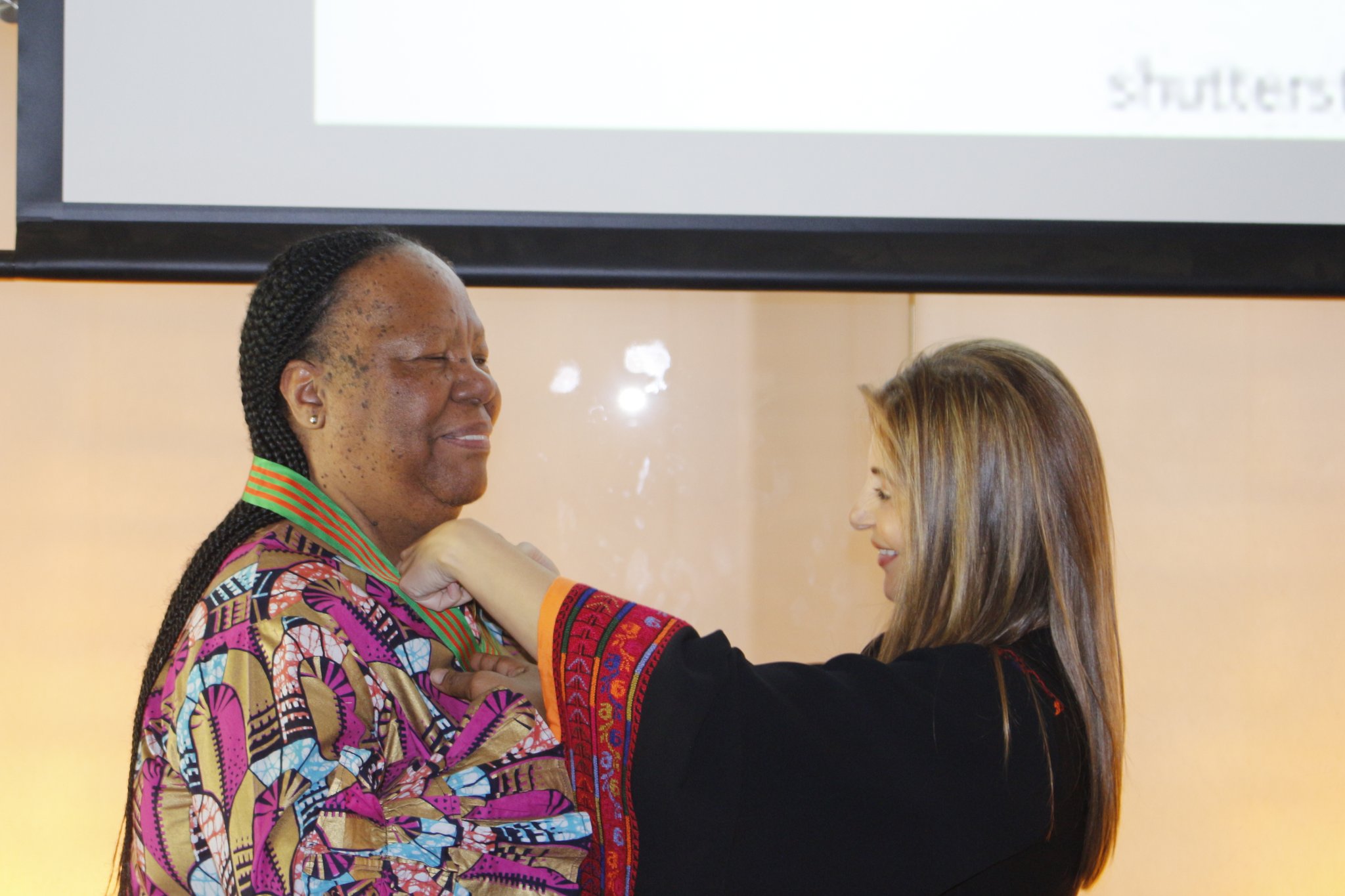President Abbas bestows Grand Star of the Order of Jerusalem on South Africa's Naledi Pandor 