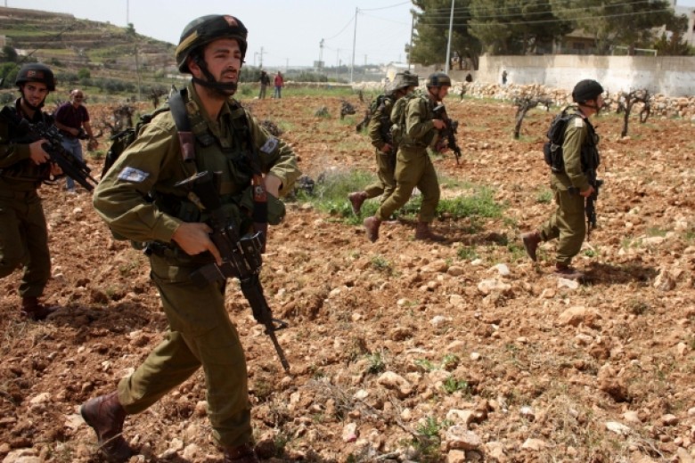 Youth seriously injured by Israeli army gunfire during a raid of a northern West Bank city