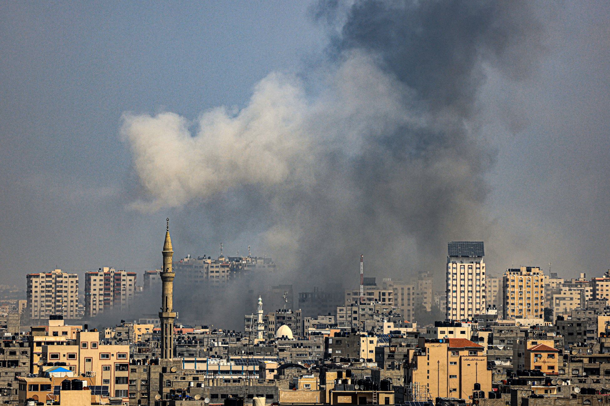 Gaza: Dozens Palestinian civilians killed in Israeli airstrikes in Gaza