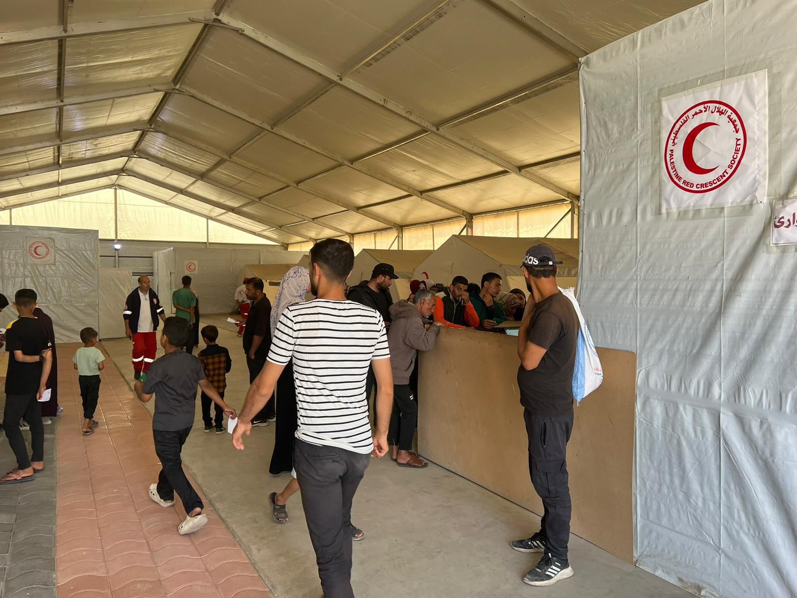 Red Crescent: Al-Quds hospital in Rafah was evacuated due to occupation threats 