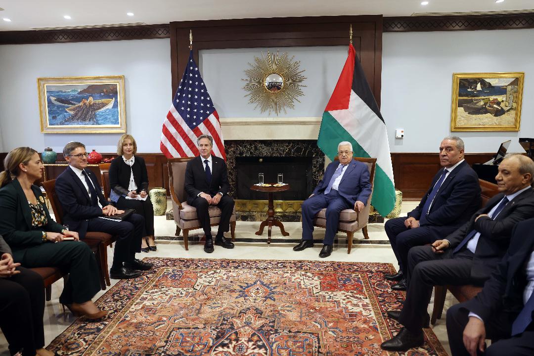 President Abbas discusses ongoing efforts to stop Israeli escalation with US Blinken in Amman