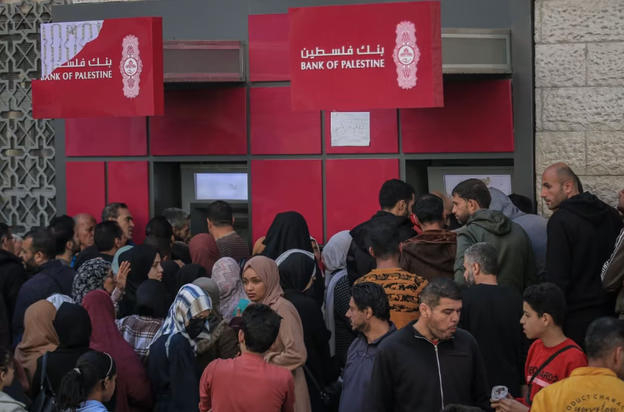 World Bank warns of imminent economic collapse in Palestine 