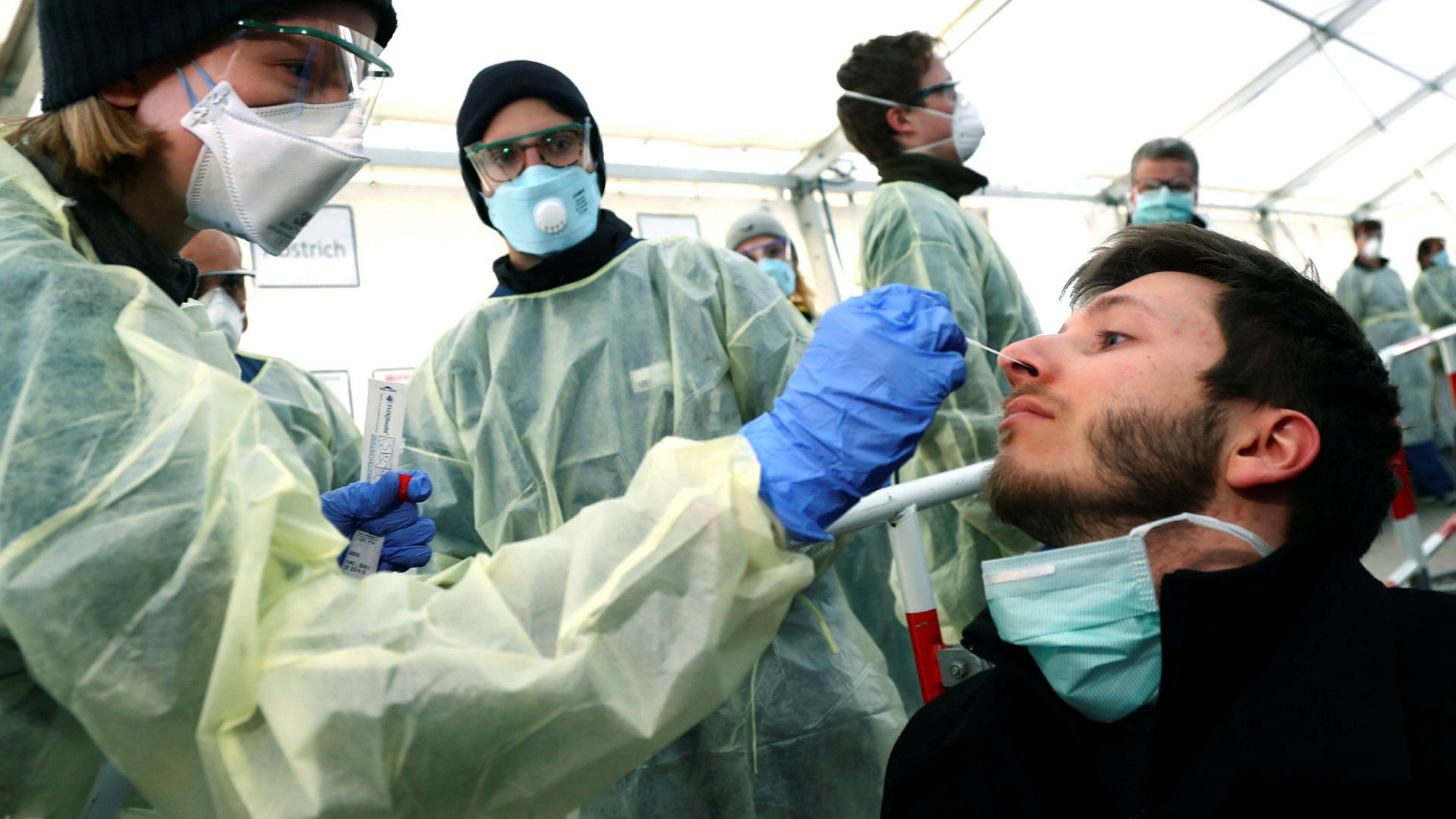 Palestine records 431 new coronavirus cases, one death 