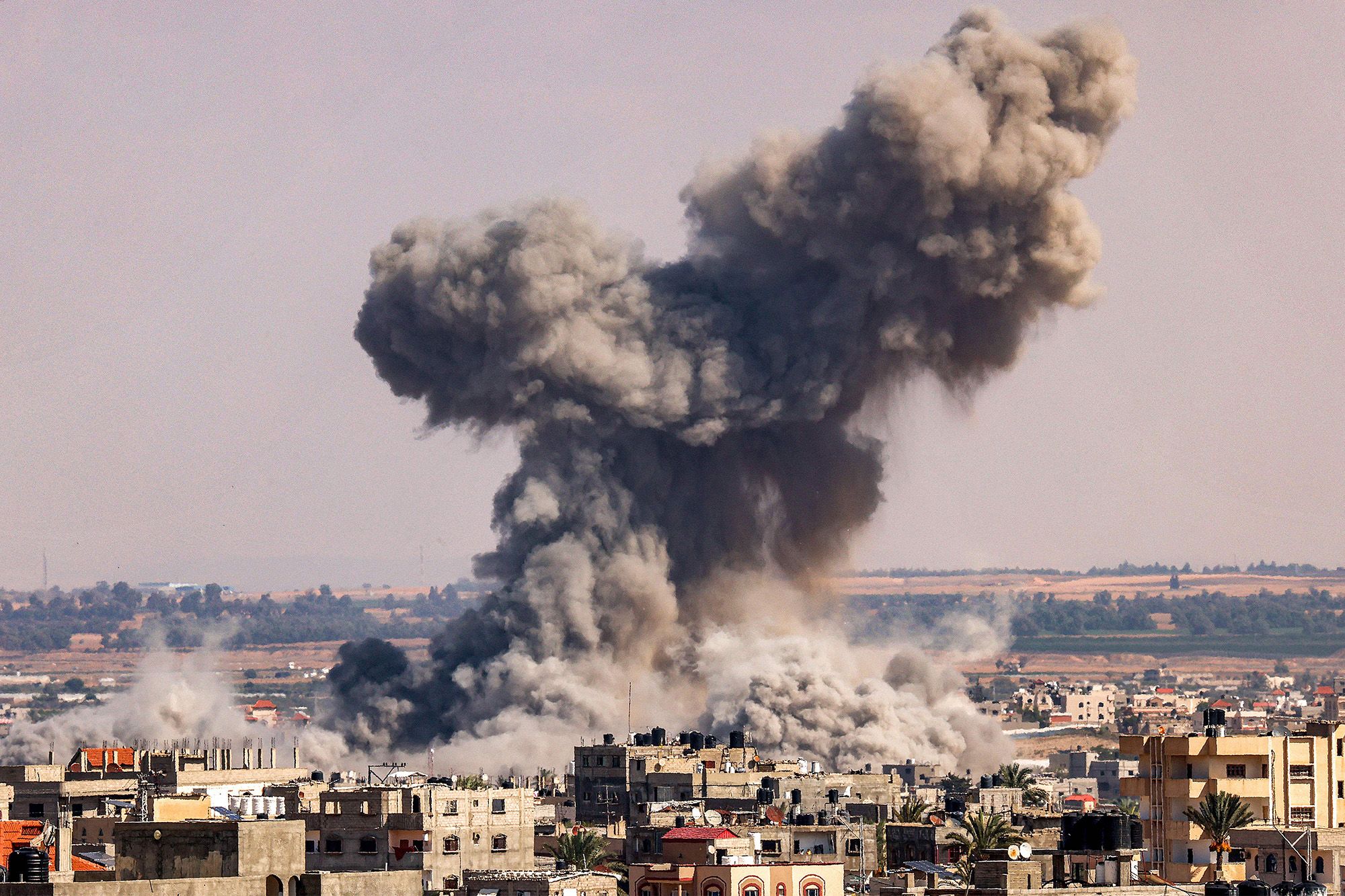  Three Palestinians killed in an Israeli airstrike in Gaza City