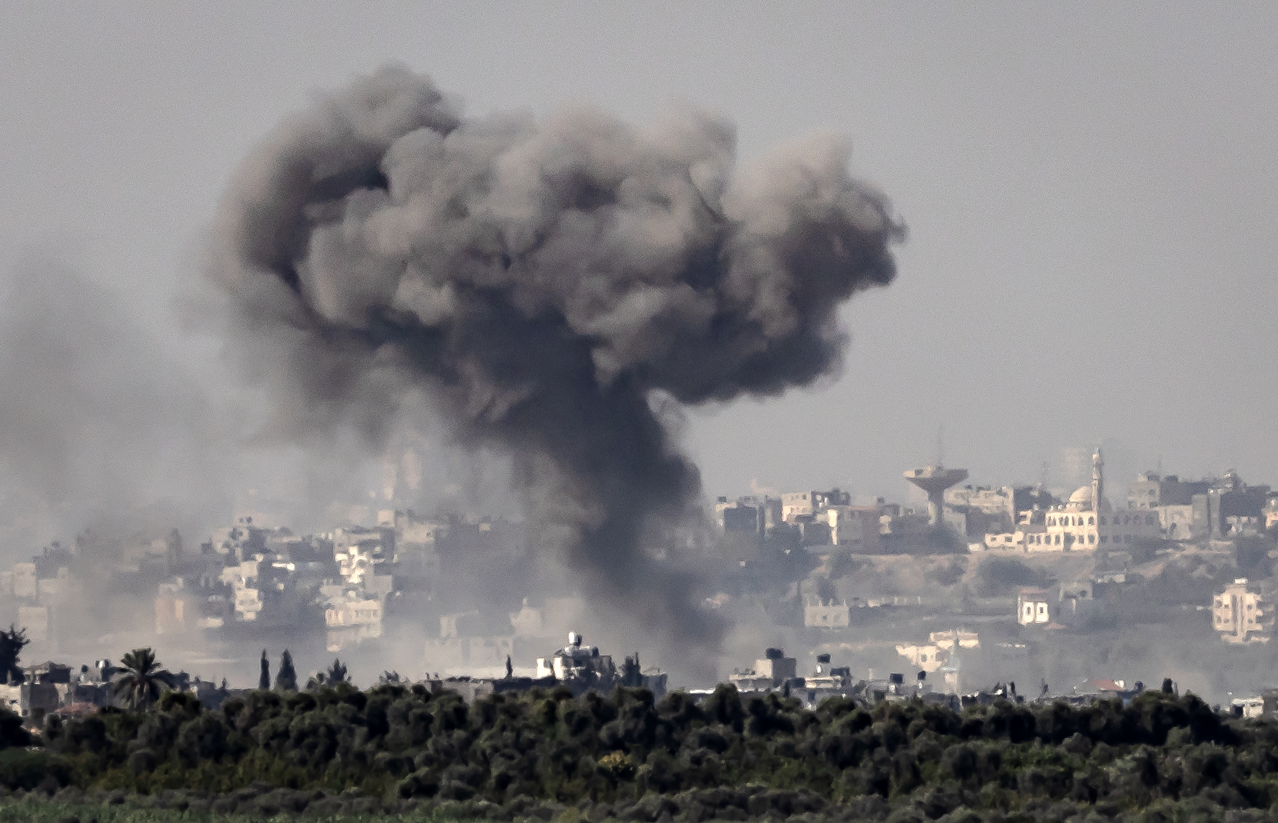 Dozens killed and injured in Israeli airstrikes on Gaza