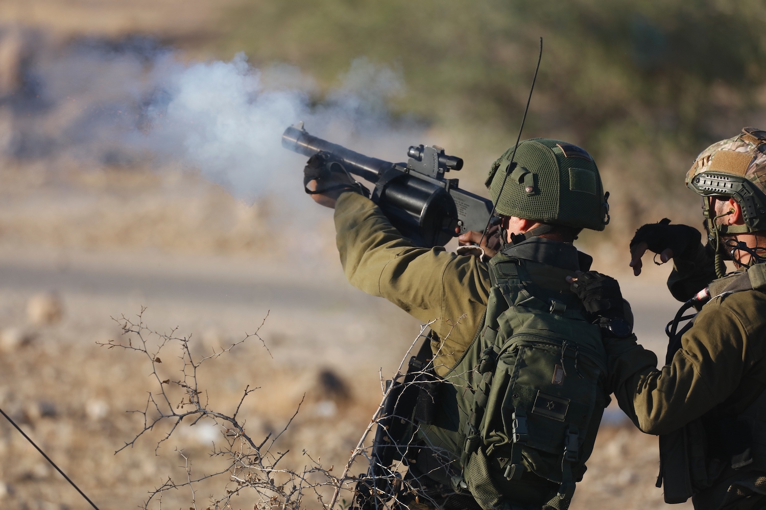 Update | Occupation forces detain five Palestinians, injure two in West Bank