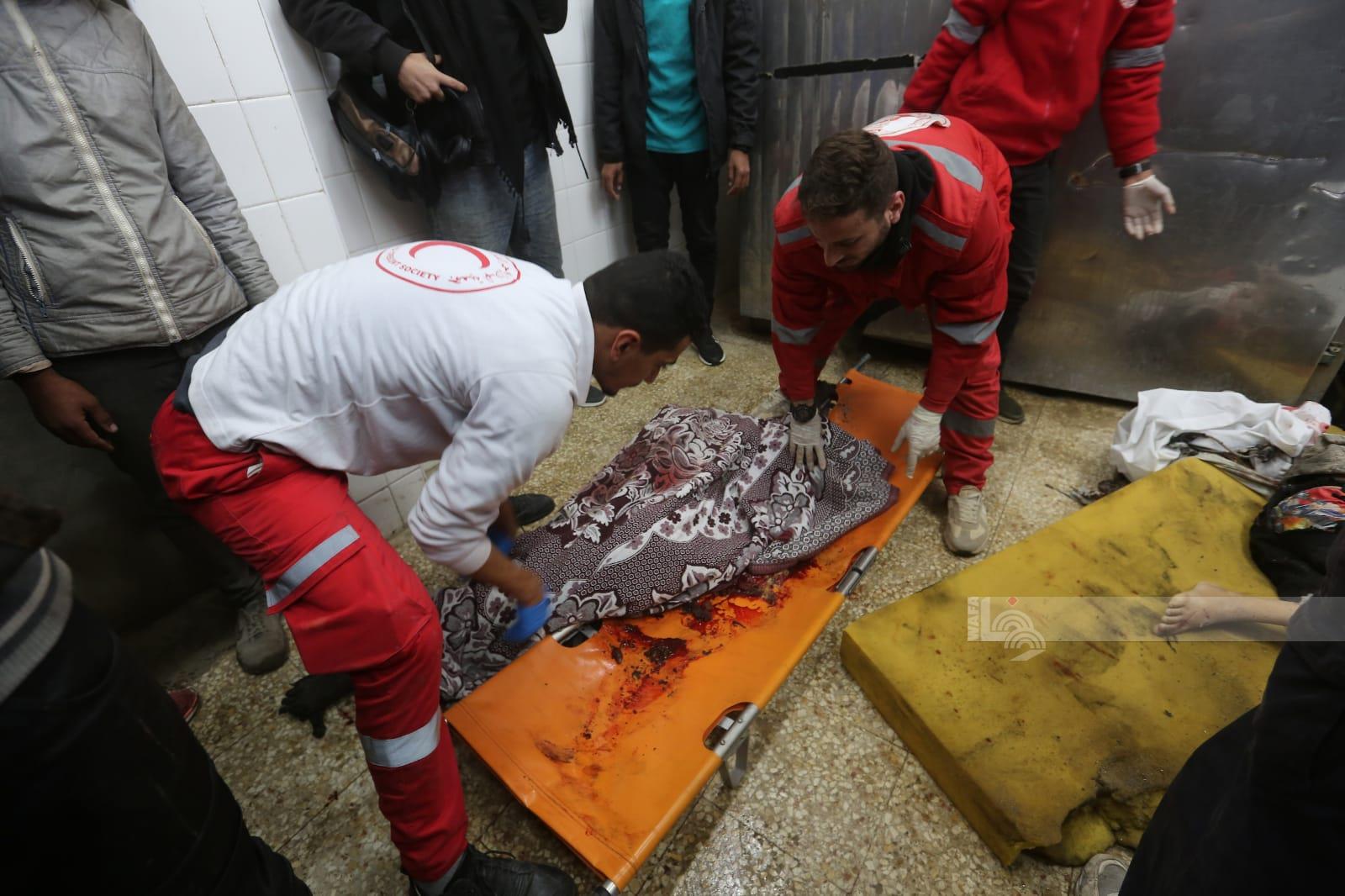 Israeli warplanes kill three civilians, injure others west of Gaza City 