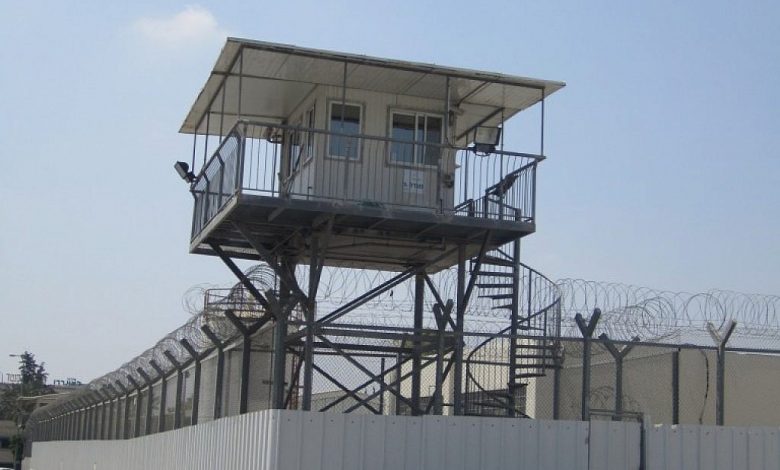 Nine Palestinians on hunger strike against unfair administrative detention by Israel
