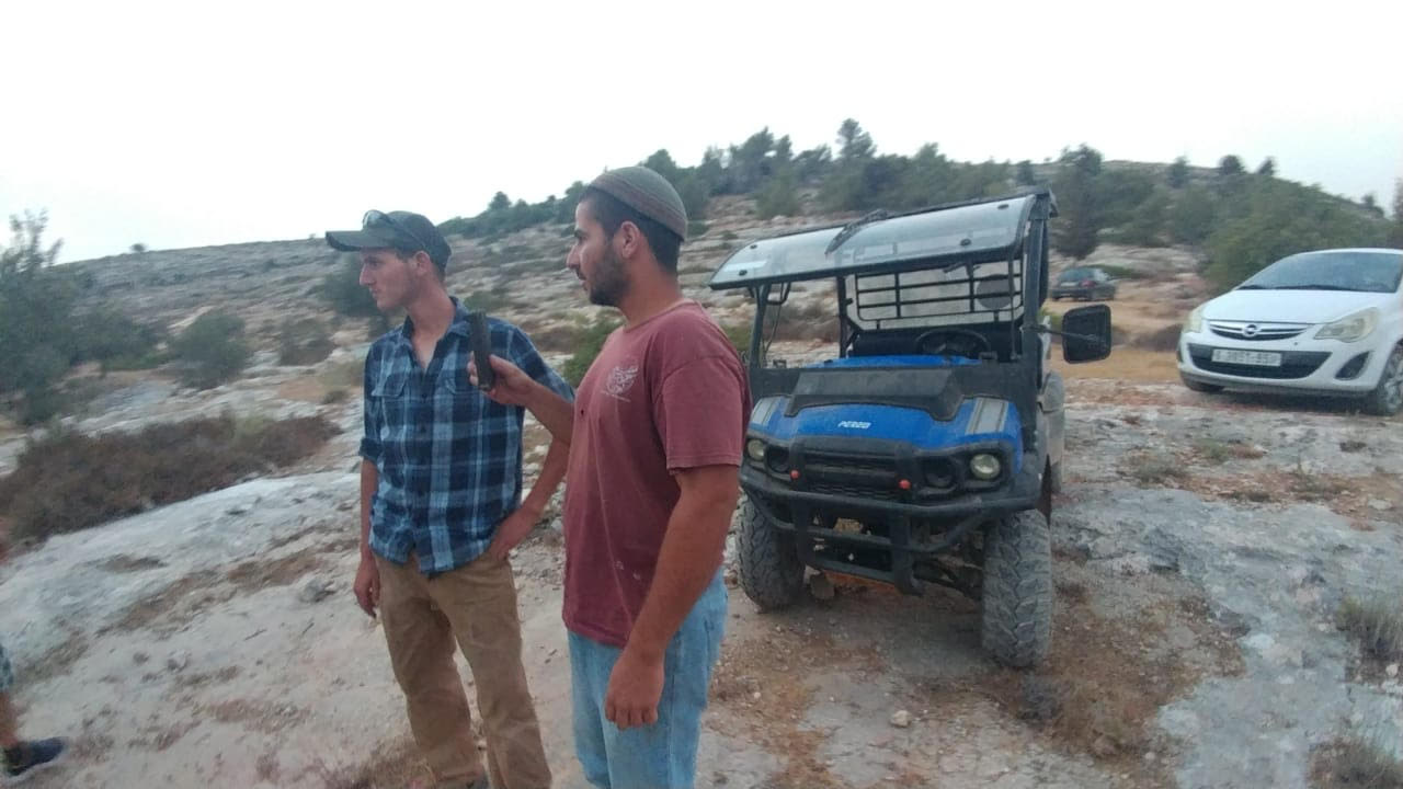 Settlers attack Palestinian family on a trip near Ramallah