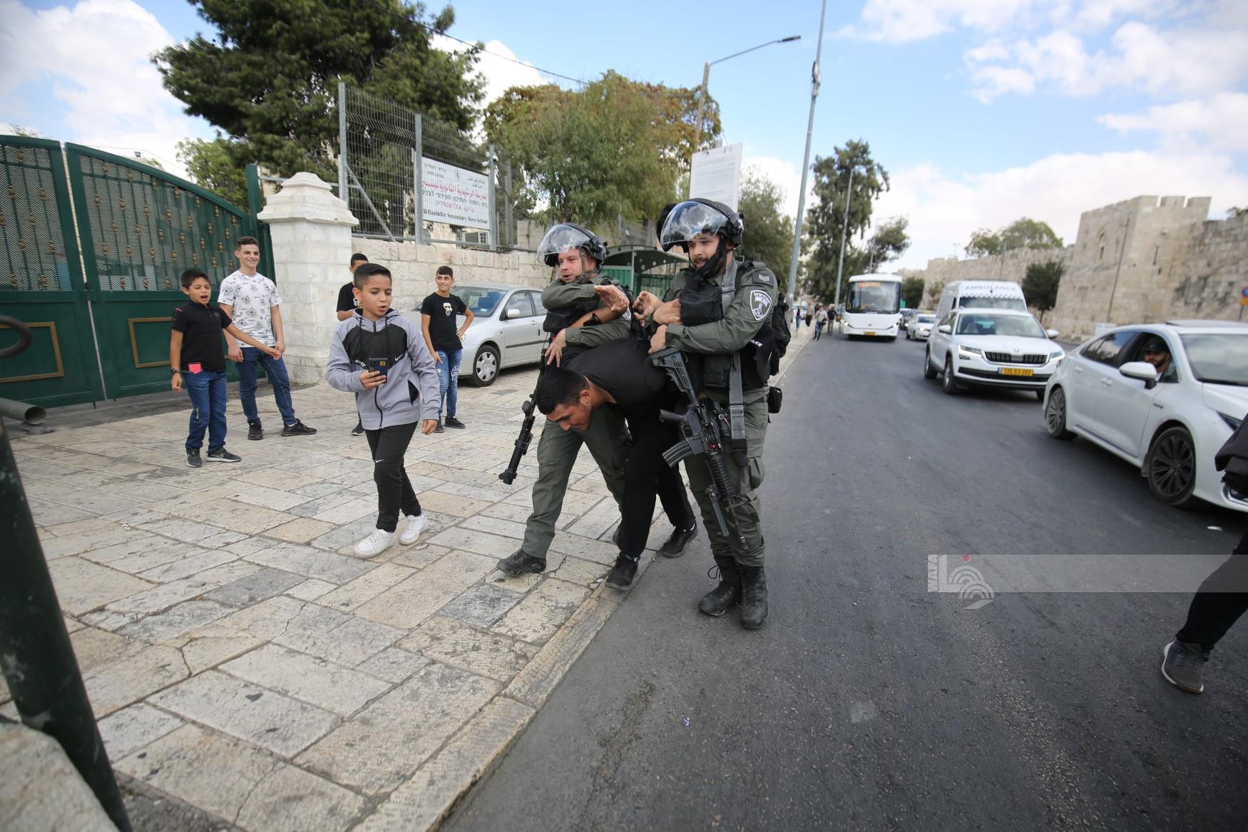 Occupation forces attack Palestinians celebrating Prophet's Birthday in Jerusalem