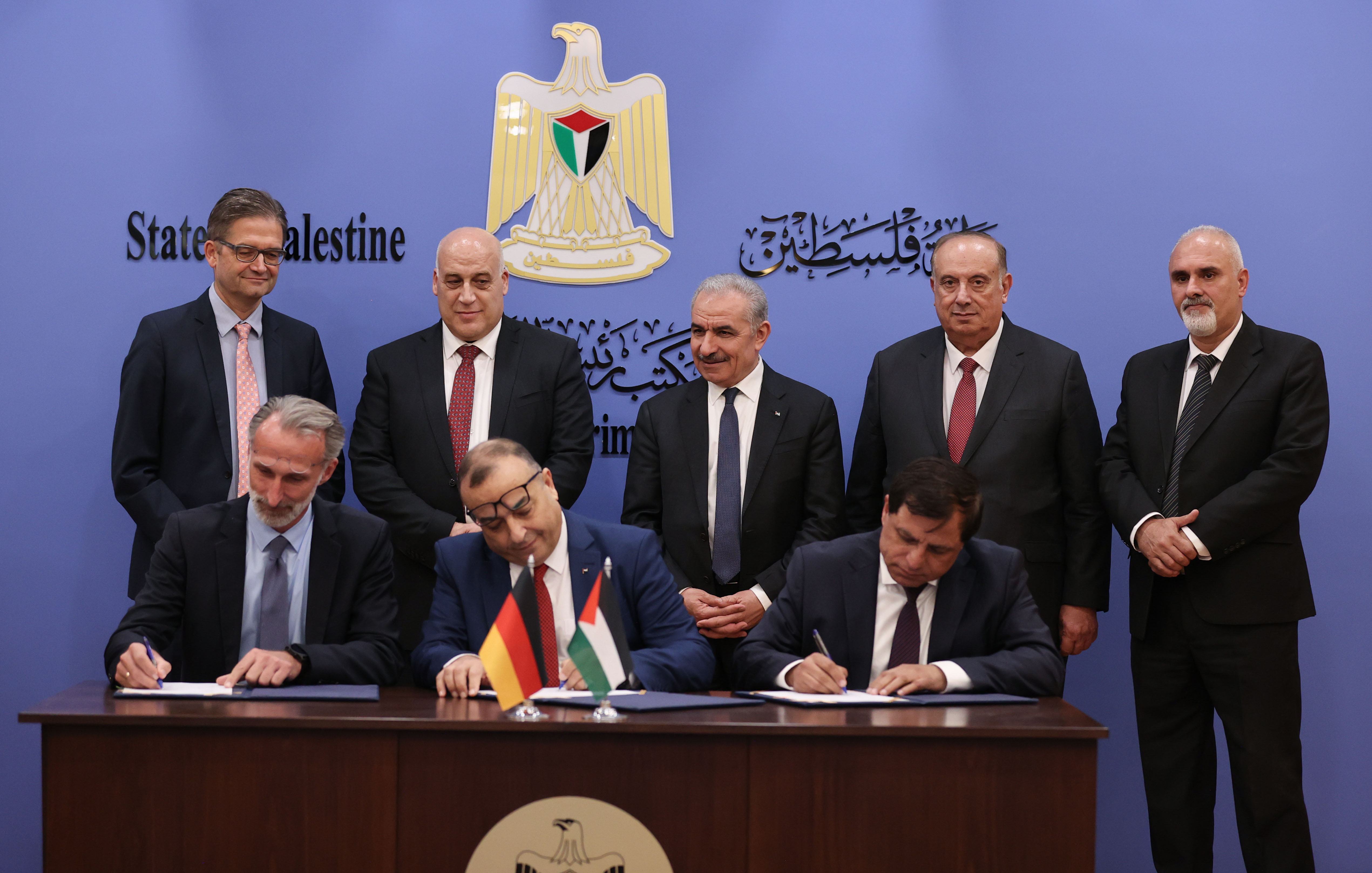 PM Shtayyeh signs €22 million support agreement with Germany 