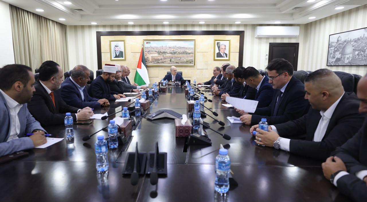 Prime Minister discusses plans to revive and protect Solomon’s Pools area in Bethlehem
