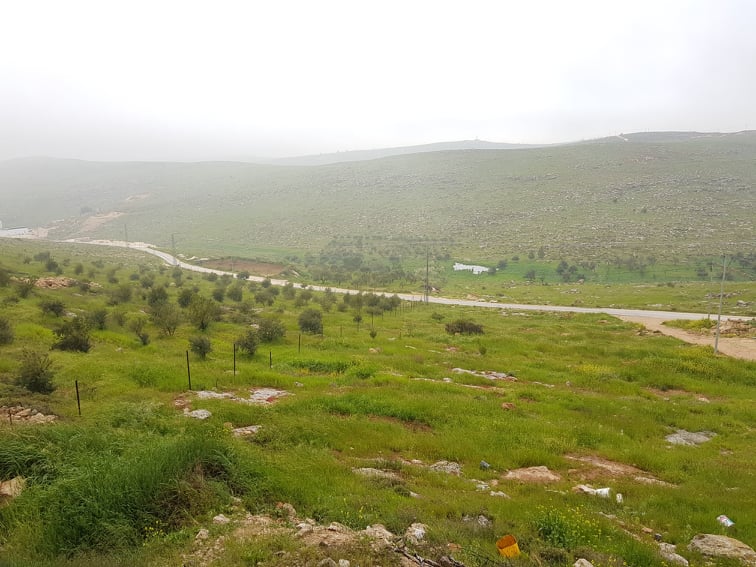 After re-opening its road 20 years after the Israeli army has closed it, West Bank village is again sealed off